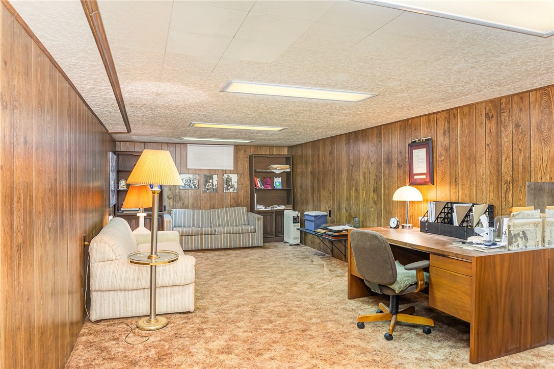 180 Parkwood Avenue, Brighton, New York image 22