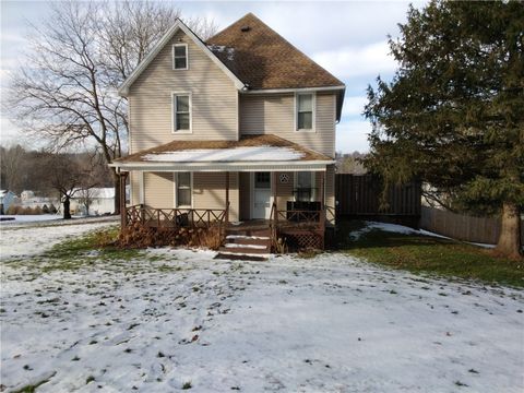 Photo of 10 Patterson Road, Arcadia, NY 14513 (MLS # R1655201)