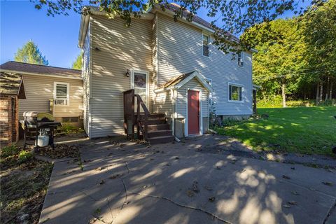 Tiny photo for 10 Patterson Road, Arcadia, NY 14513 (MLS # R1655201)