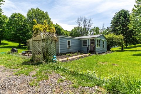 Tiny photo for 650 Pleasant Valley Road, Arcadia, NY 14489 (MLS # R1688695)