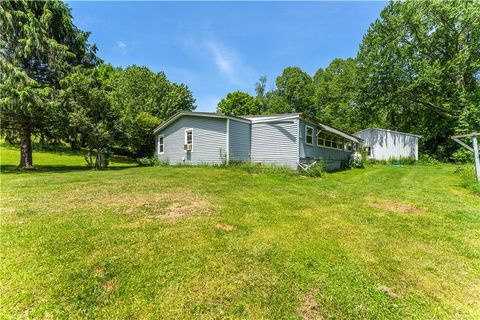 Tiny photo for 650 Pleasant Valley Road, Arcadia, NY 14489 (MLS # R1688695)
