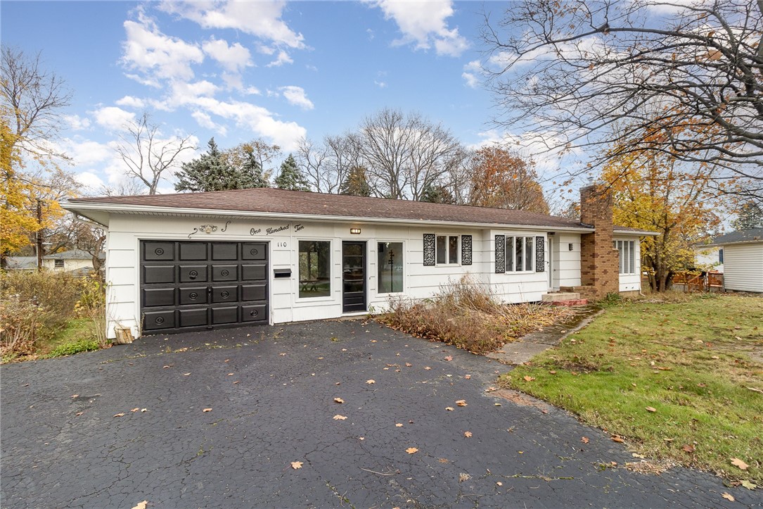 110 Cedargrove Drive, Irondequoit, New York image 3