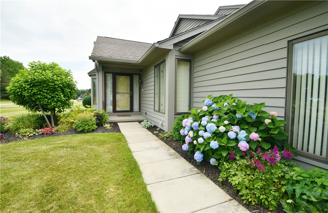 Search Properties 4 2 ellington circle