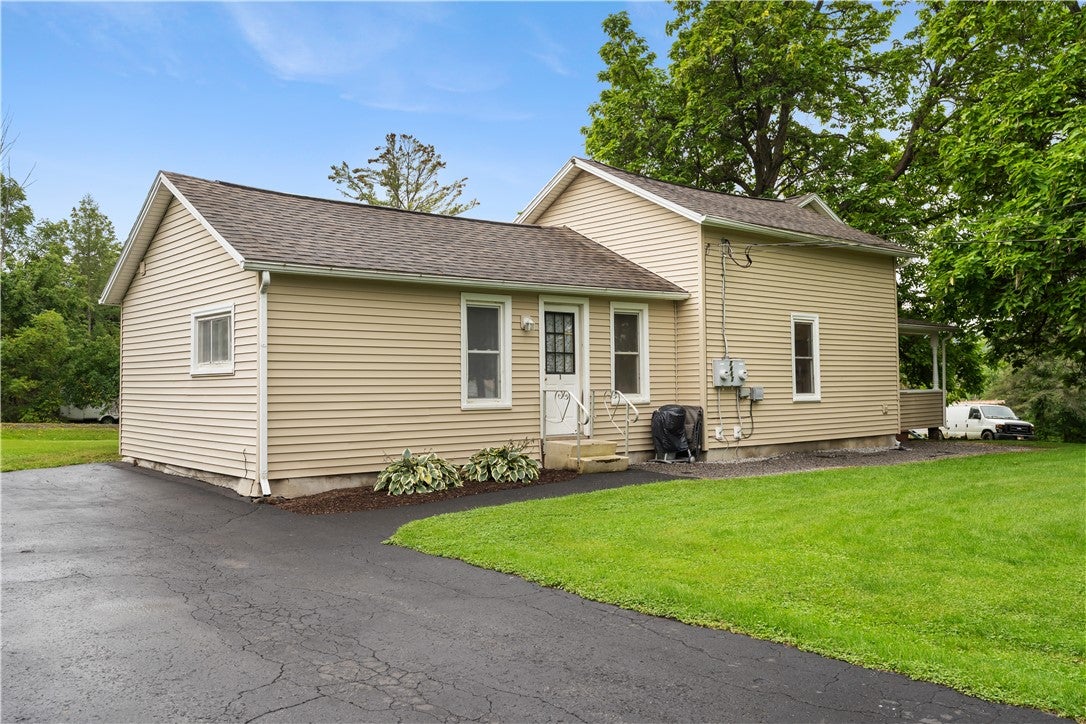 7467 Livonia Station Road