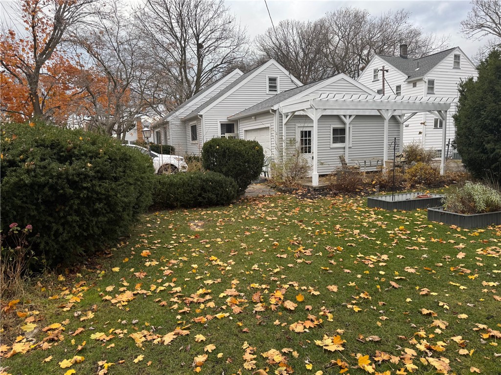 255 Garford Road, Irondequoit, New York image 6