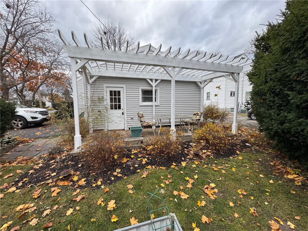 255 Garford Road, Irondequoit, New York image 8