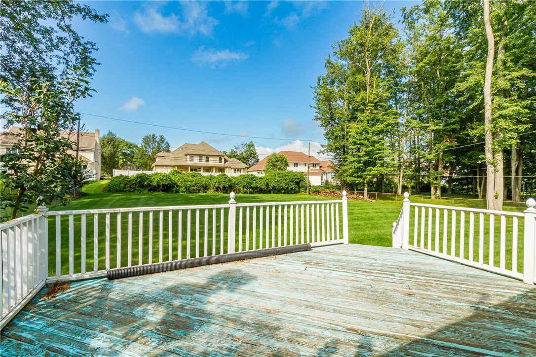 145 Timberline Dr
