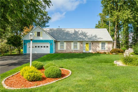 Photo for 145 Timberline Dr