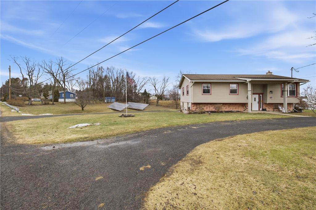 Photo of 2976 Mohawk Lane, Fayette, NY 13165 (MLS # R1665343)