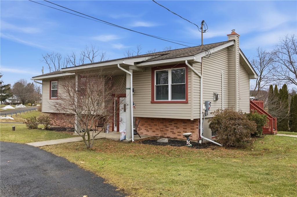 Photo of 2976 Mohawk Lane, Fayette, NY 13165 (MLS # R1665343)
