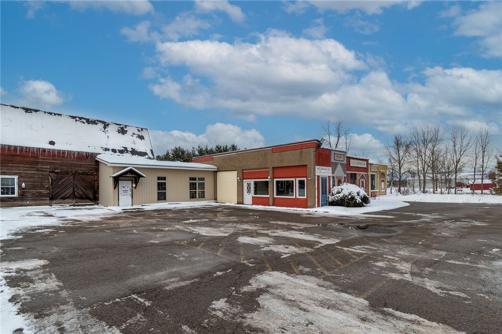 Photo of 6355 Knickerbocker Road, Ontario, NY 14519 (MLS # R1658804)