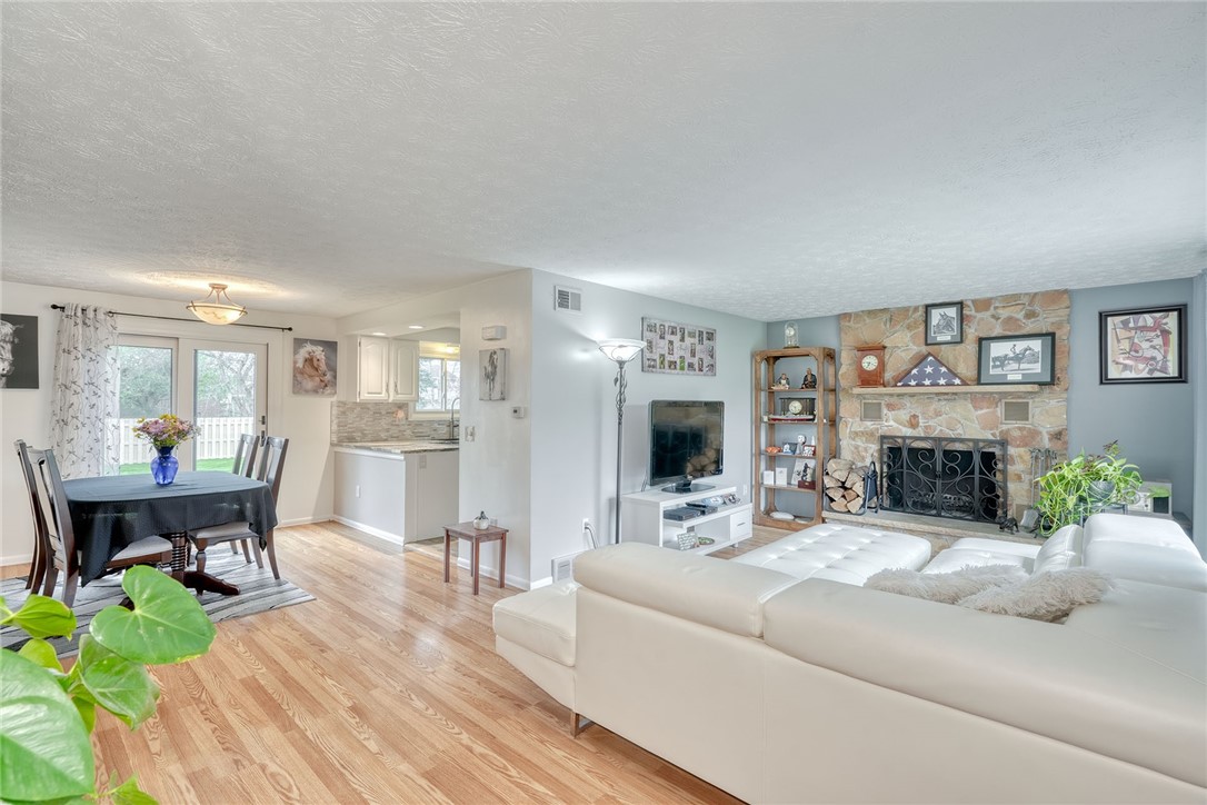 116 Andiron Lane, Greece, New York image 5