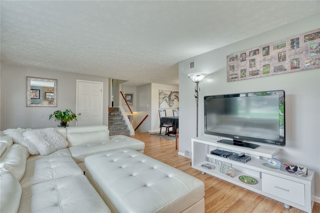 116 Andiron Lane, Greece, New York image 10
