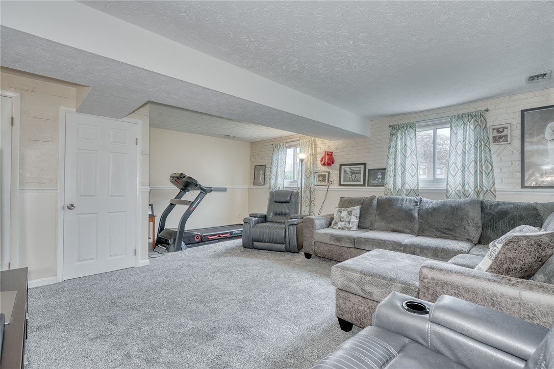 116 Andiron Lane, Greece, New York image 32