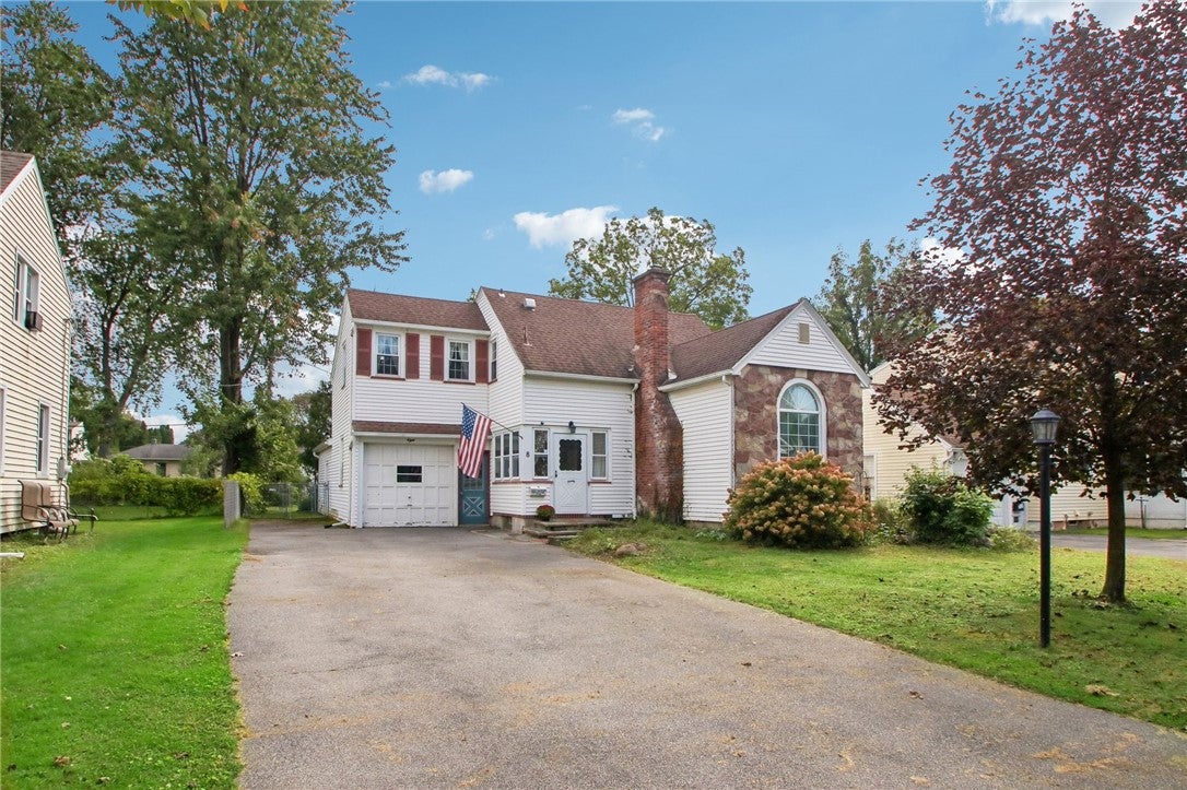 8 Benedict Drive