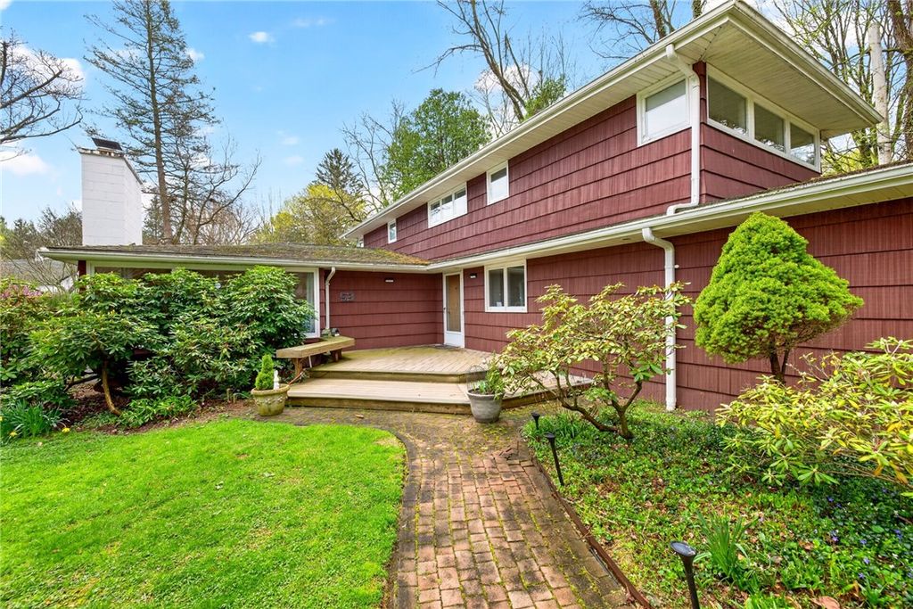 Photo of 53 Golfside Parkway, Brighton, NY 14610 (MLS # R1673222)