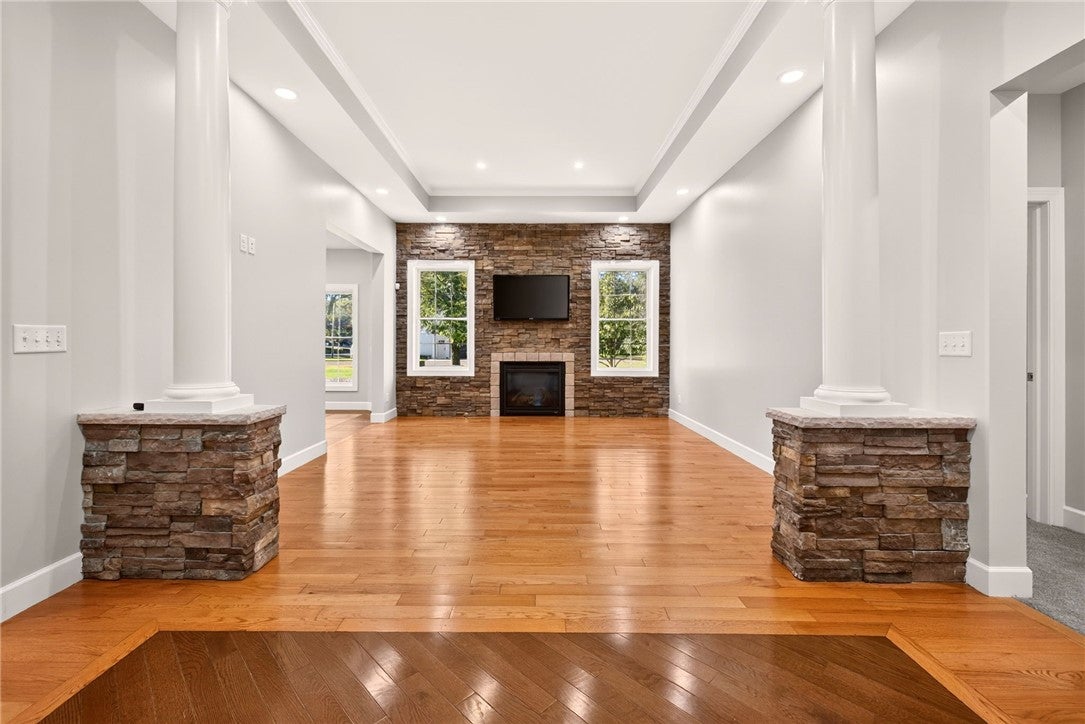626 Brookstone