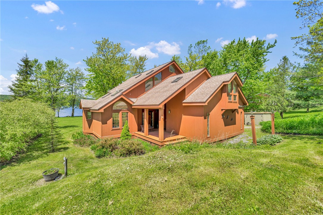 2555 County Highway 22