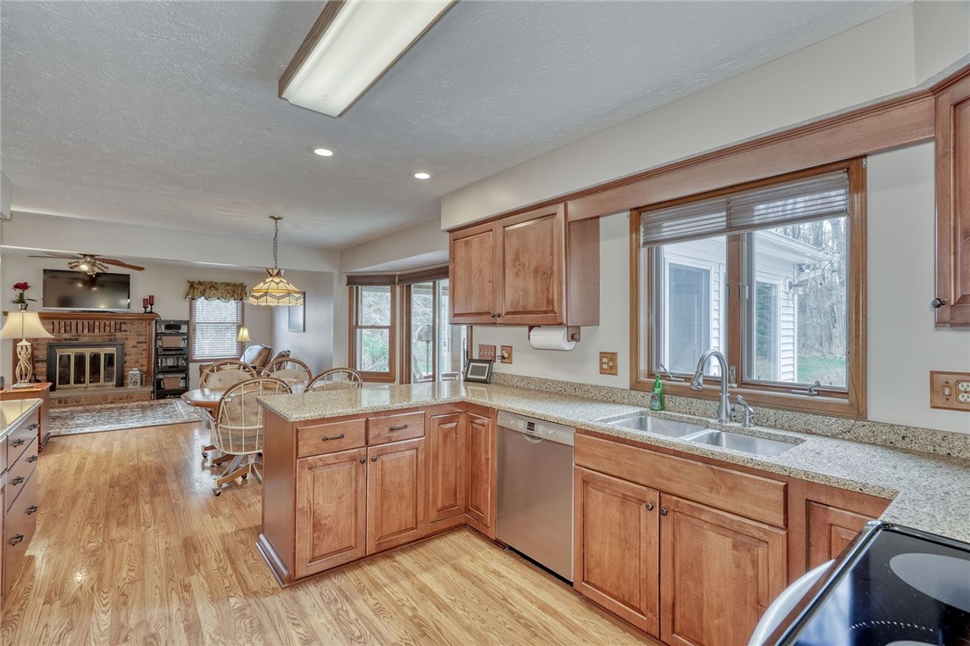 503 Sherborne Road, Webster, New York image 9