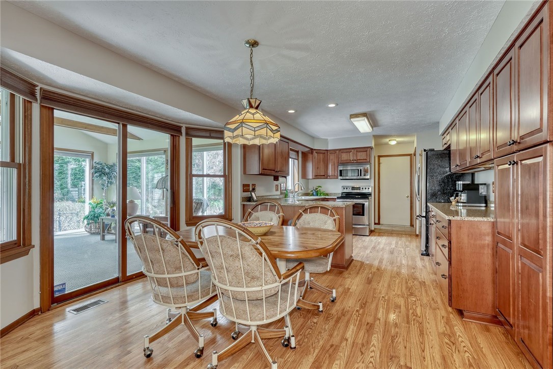 503 Sherborne Road, Webster, New York image 6