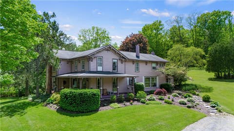 Photo for 1096 W Lake Road