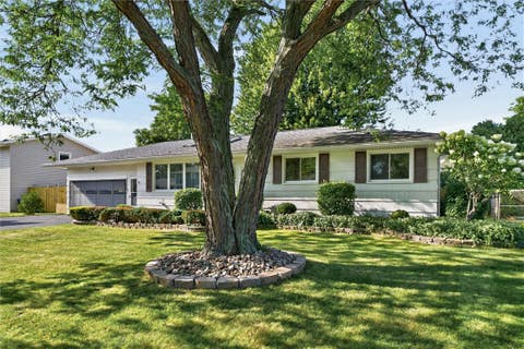 Photo of 68 Valencia Drive, Gates, NY 14606 (MLS # R1708471)