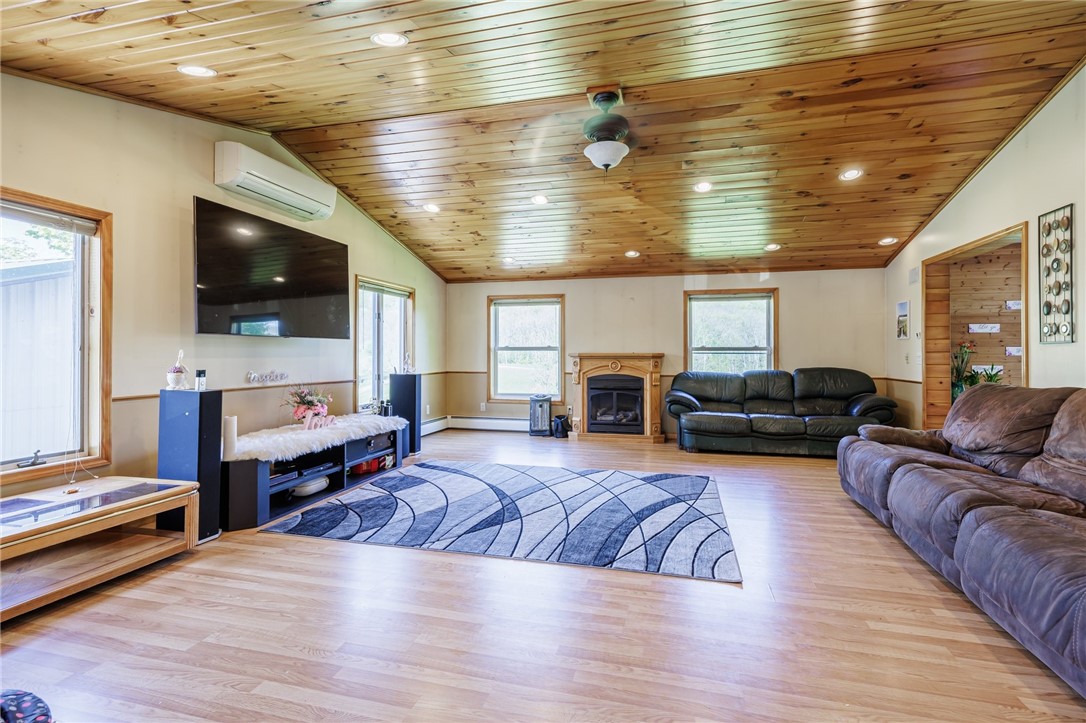 7425 Eelpot Road, Naples, New York image 10