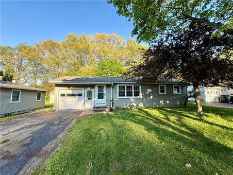 Homes For Sale - 116 Lemoyn Avenue<br/> Monroe County, Rochester, NY 14612