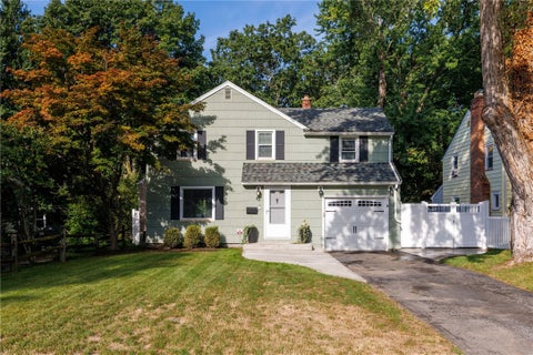 Homes For Sale - 83 Tamarack Drive<br/> Irondequoit, NY 14622