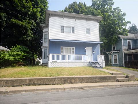 Photo of 3 Reynolds Avenue, Oneonta, NY 13820 (MLS # R1548513) Photo of 3 Reynolds Avenue, Oneonta, NY 13820 (MLS # R1548513)