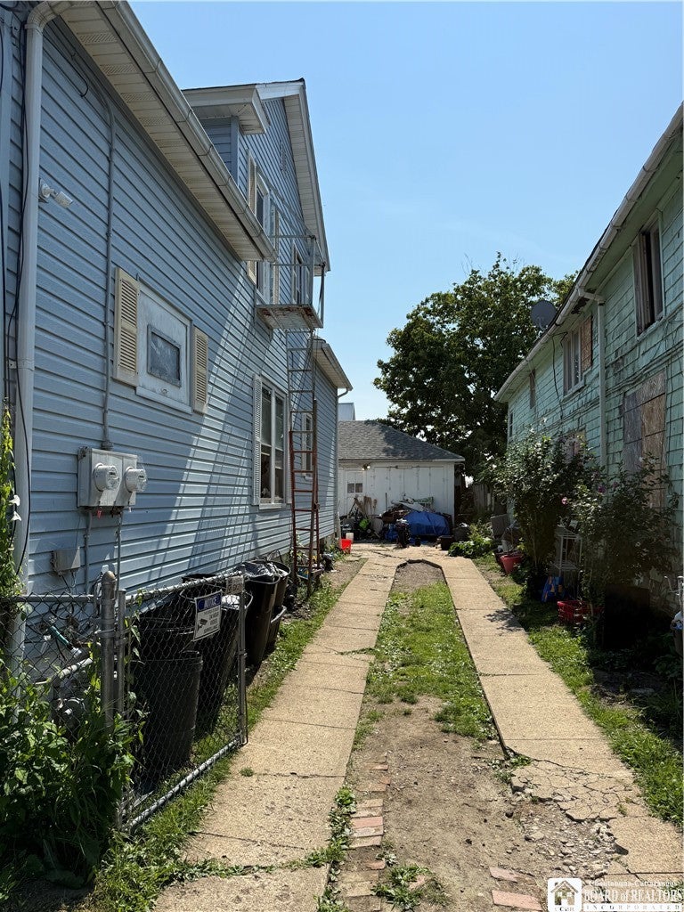 51 Ruggles Street