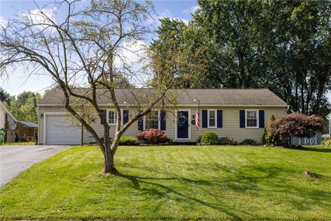 Homes For Sale - 11 Round Hill Road<br/> Monroe County, Henrietta, NY 14467
