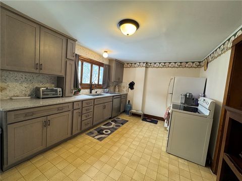 Tiny photo for 36 Plymouth Street, Norwich, NY 13815 (MLS # R1655439)