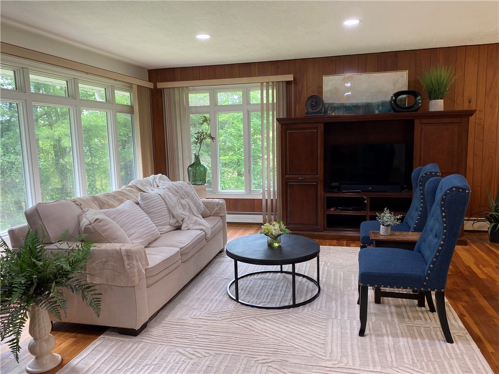2115 Hornby Road