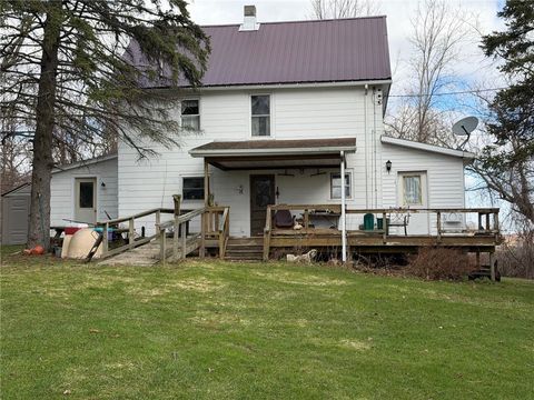 Homes For Sale - 4469 Fish Farm Road<br/> Wayne County, Sodus, NY 14551