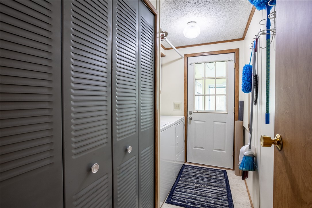 47 Hidden Meadows Drive, Bergen, New York image 36
