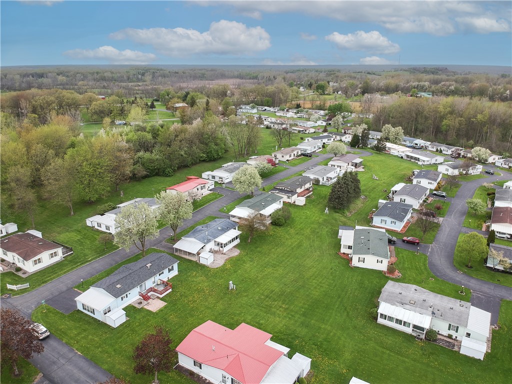 47 Hidden Meadows Drive, Bergen, New York image 15
