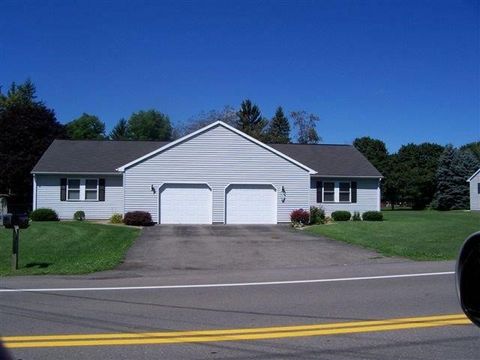 Photo of 181 Old Ithaca Road #1c, Horseheads, NY 14845 (MLS # R1650254)