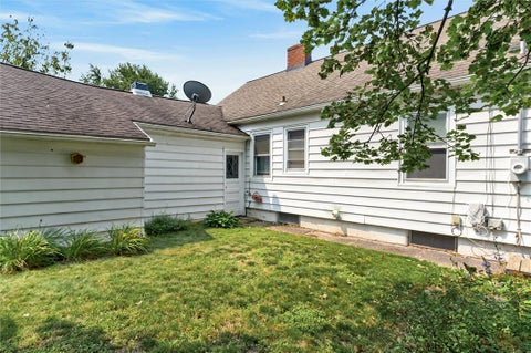 Tiny photo for 304 Garford Road, Irondequoit, NY 14622 (MLS # R1695965)