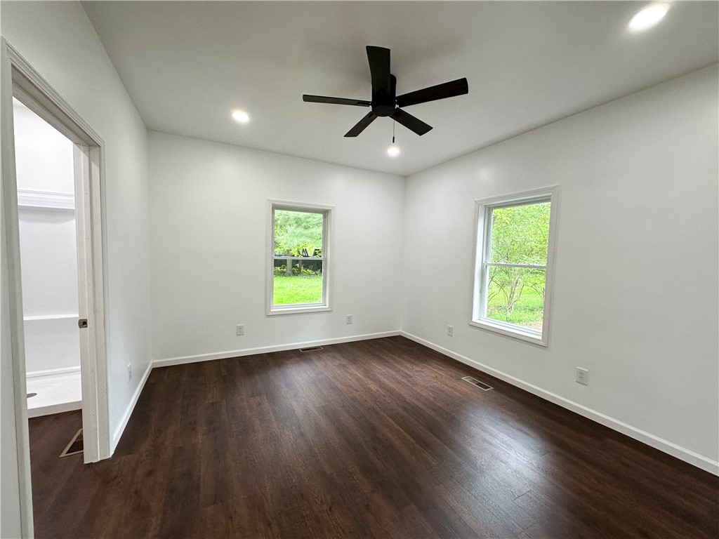 258 Mcmaster Street, Bath, New York image 13