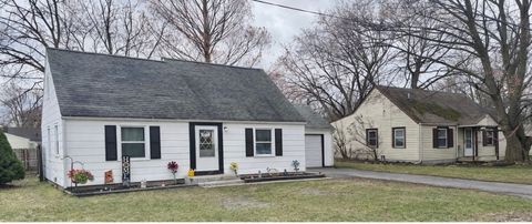 Homes For Sale - 61 Auburn Avenue<br/> Gates, NY 14606