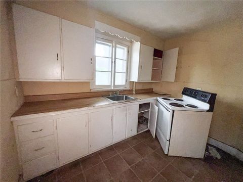 Tiny photo for 365 Glenwood Avenue, Rochester, NY 14613 (MLS # R1654528)