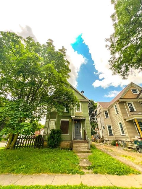 Photo of 365 Glenwood Avenue, Rochester, NY 14613 (MLS # R1654528)
