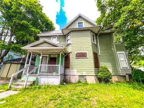 Tiny photo for 365 Glenwood Avenue, Rochester, NY 14613 (MLS # R1654528)
