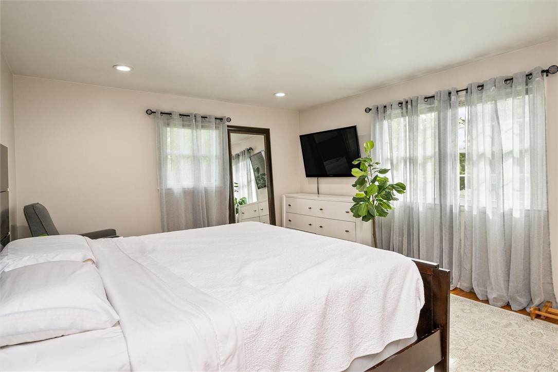 255 Arcadia Parkway, Greece, New York image 32