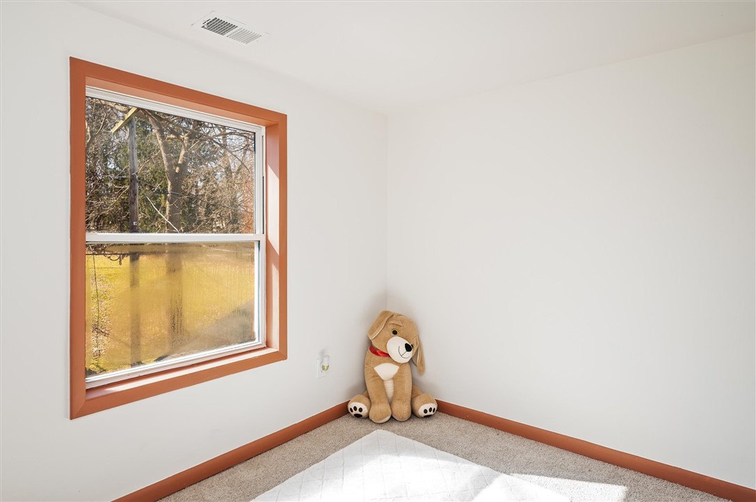 445 Lake Shore Boulevard Extension, Irondequoit, New York image 37