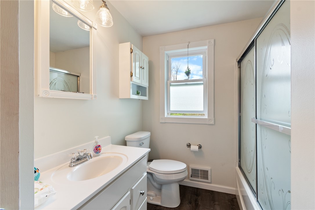 17 Courtright Lane, Gates, New York image 29