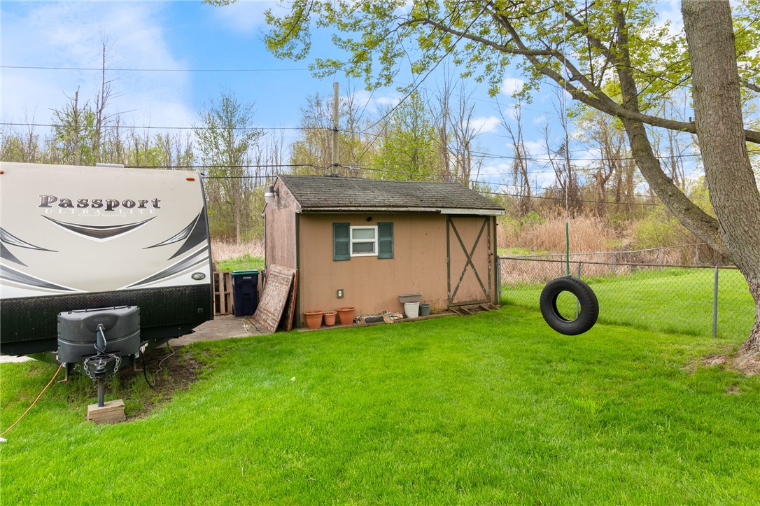 17 Courtright Lane, Gates, New York image 34