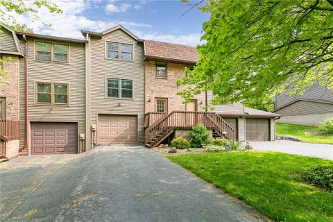Photo for 6 Chesterton Court