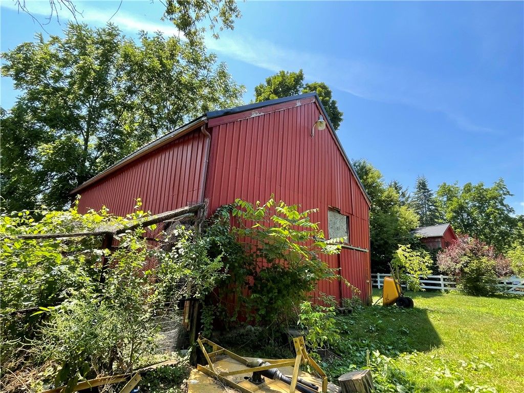 Photo of 42 Bulls Saw Mill Road, Mendon, NY 14472 (MLS # R1611218)